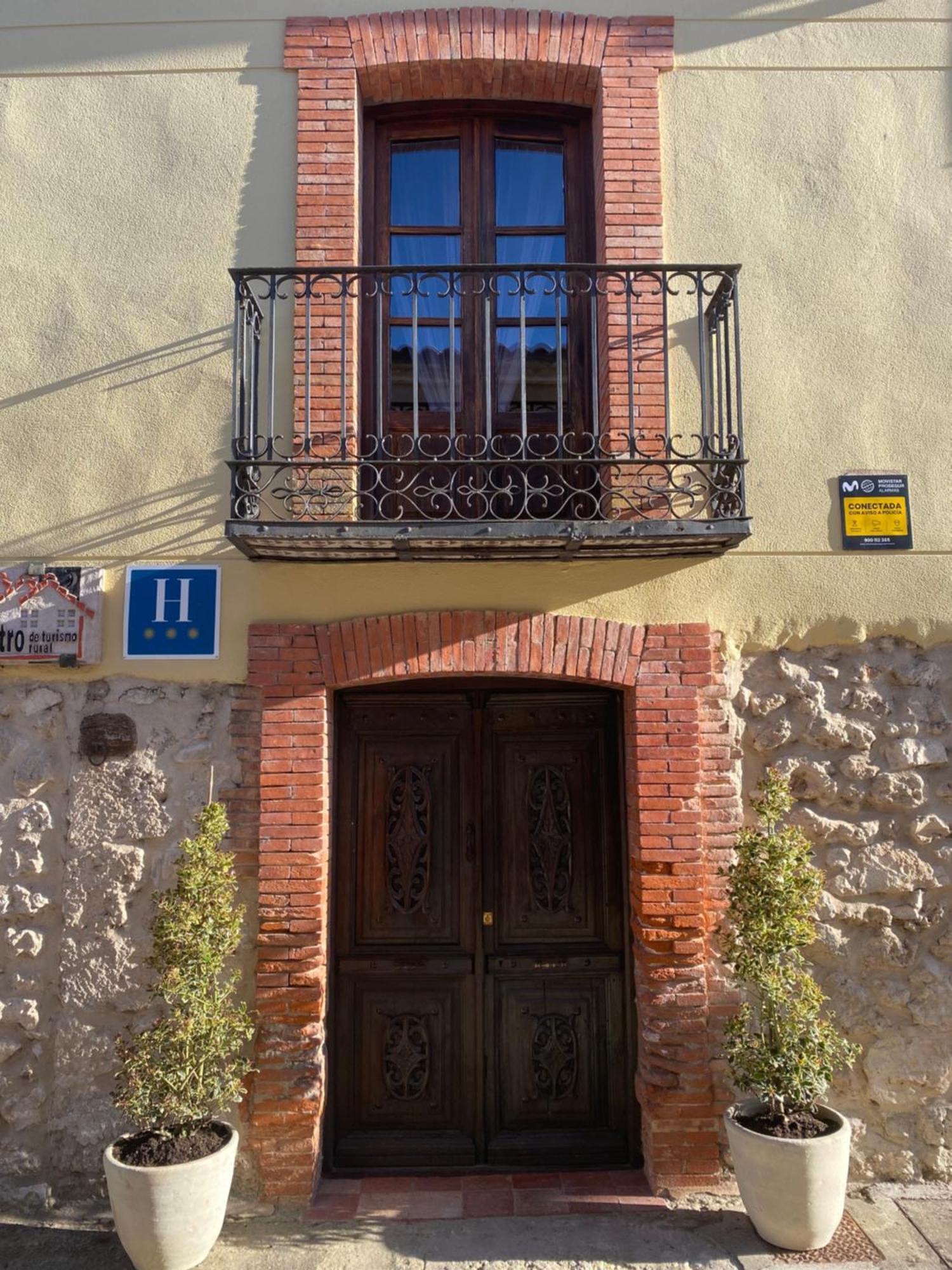 Hotel Restaurante Agapio De Tresnino Quintanilla de Onésimo 外观 照片