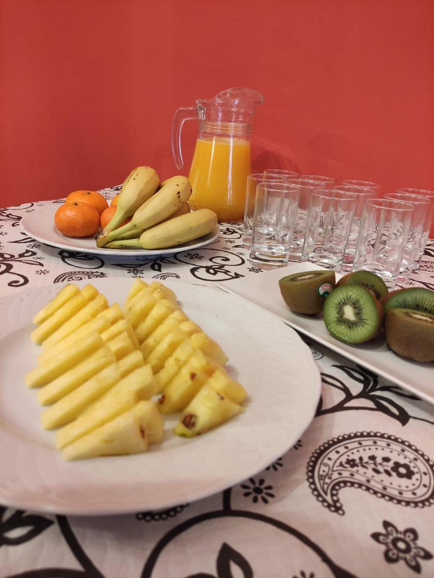 Hotel Restaurante Agapio De Tresnino Quintanilla de Onésimo 外观 照片