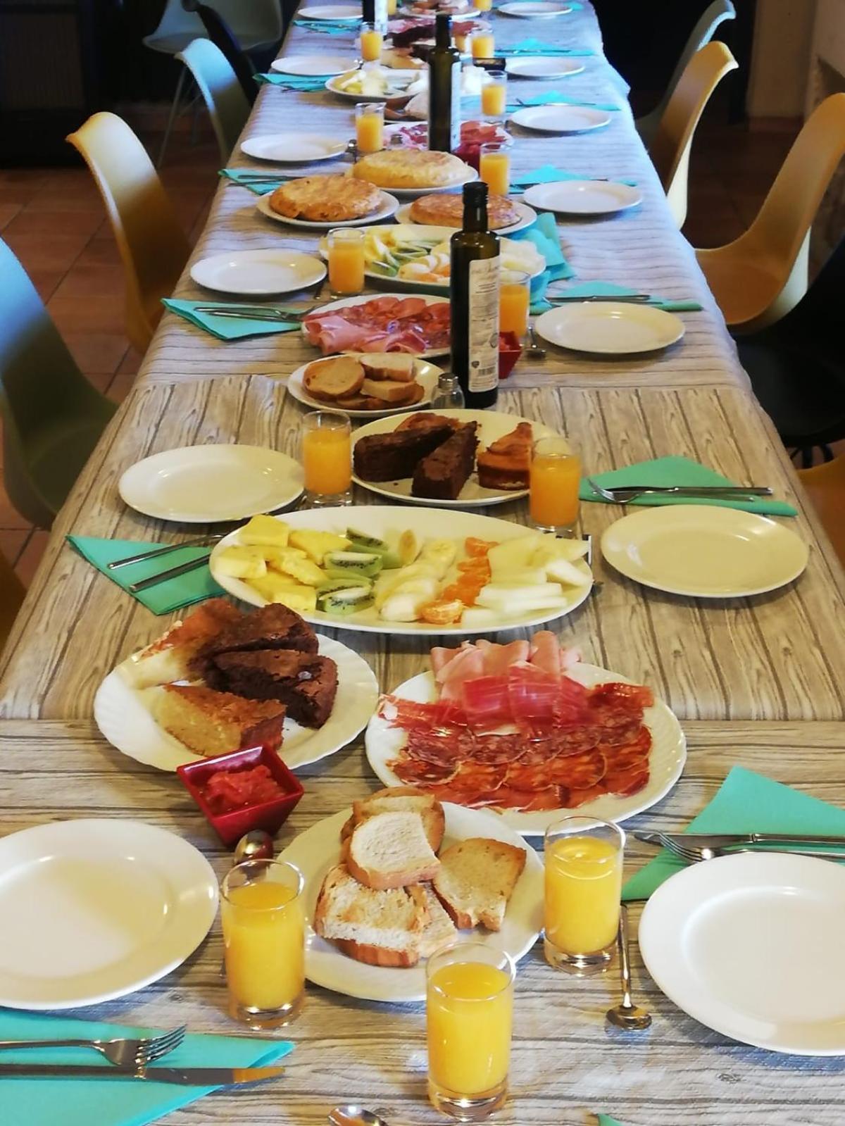 Hotel Restaurante Agapio De Tresnino Quintanilla de Onésimo 外观 照片