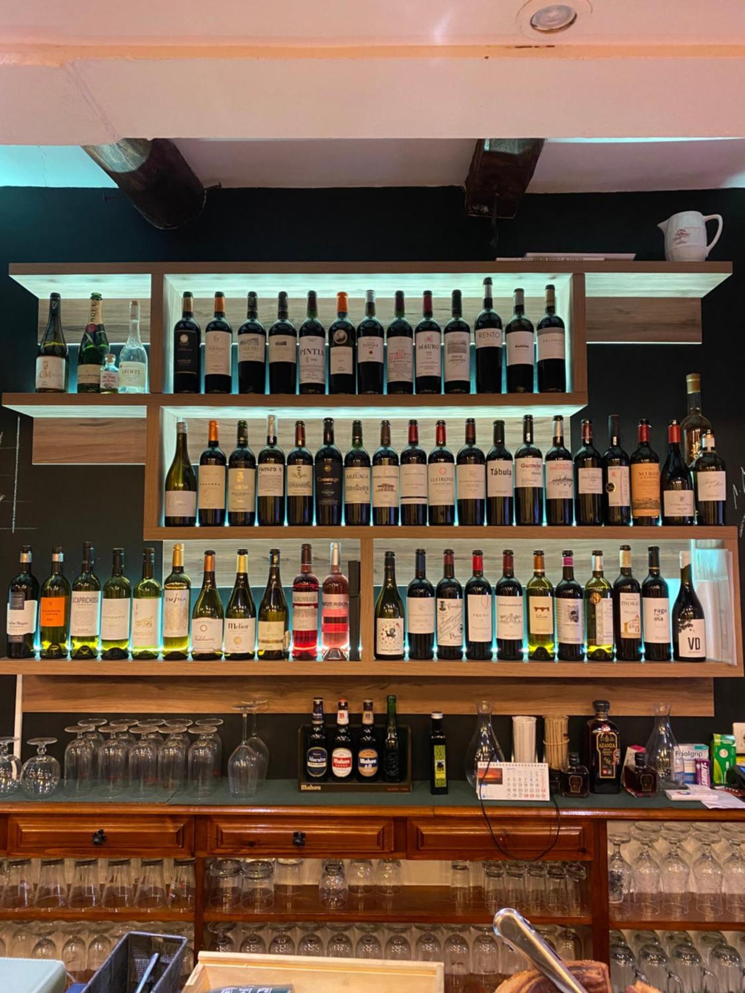 Hotel Restaurante Agapio De Tresnino Quintanilla de Onésimo 外观 照片